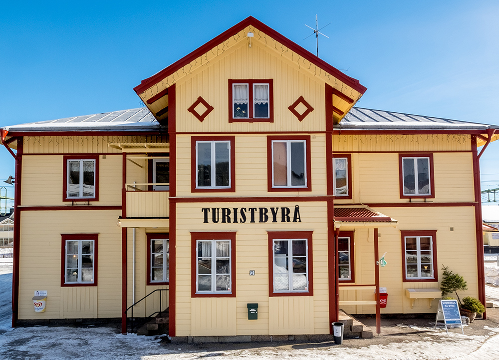 Turistbyrån i Järvsö. Foto: Martin Ekman, Svartpist.